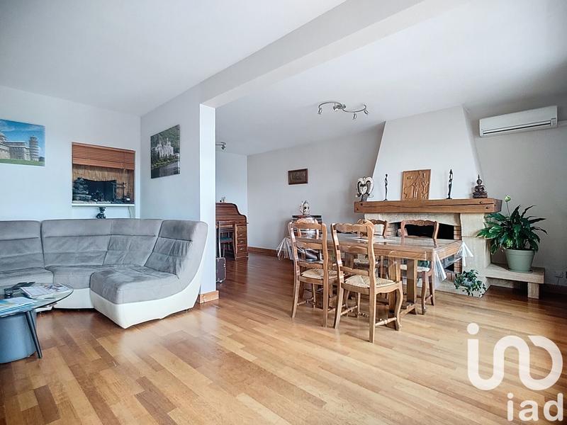 Appartement - 96 m² - 4 pièces