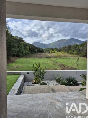 Maison - 164 m² - 10 pièces