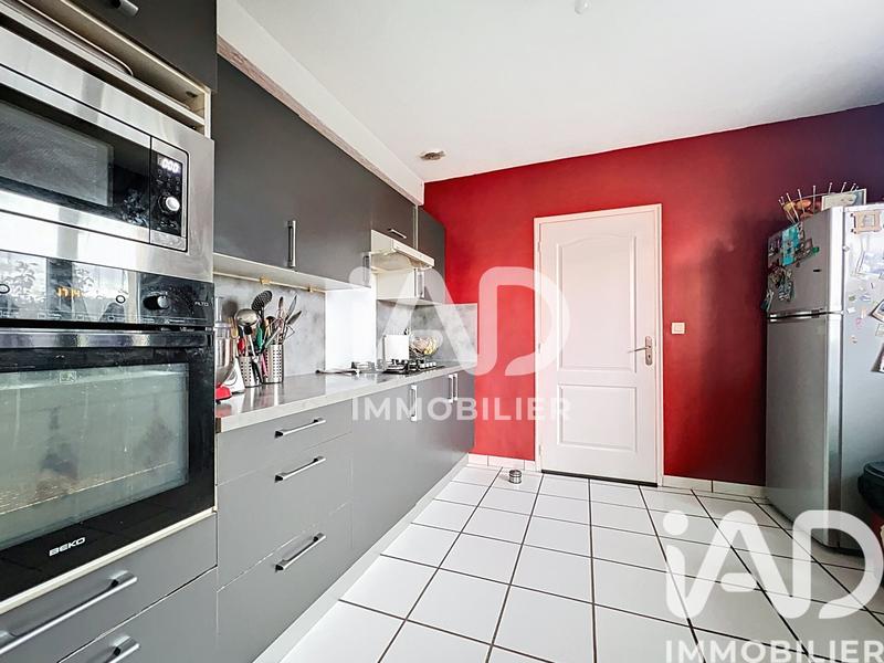 Maison - 97 m² - 5 pièces