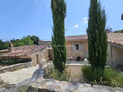 Maison - 166 m² - 7 pièces