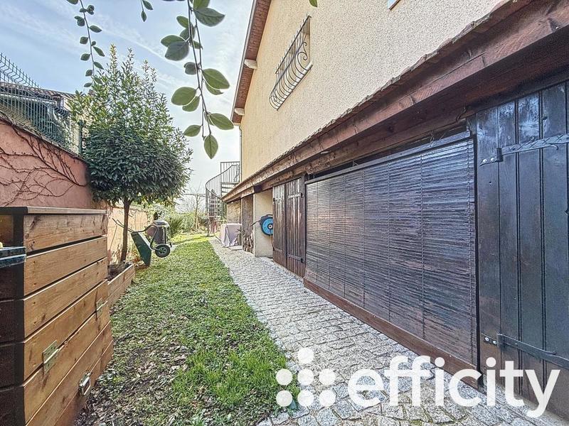 Maison - 186 m² - 6 pièces