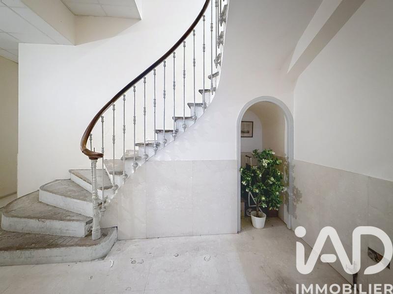 Appartement - 200 m² - 5 pièces