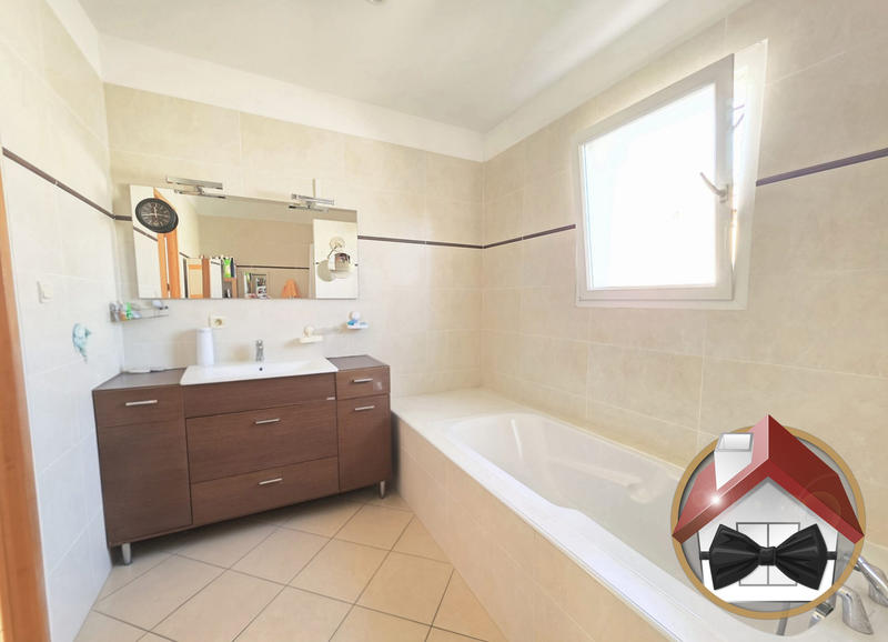 Villa - 142 m² - 4 pièces