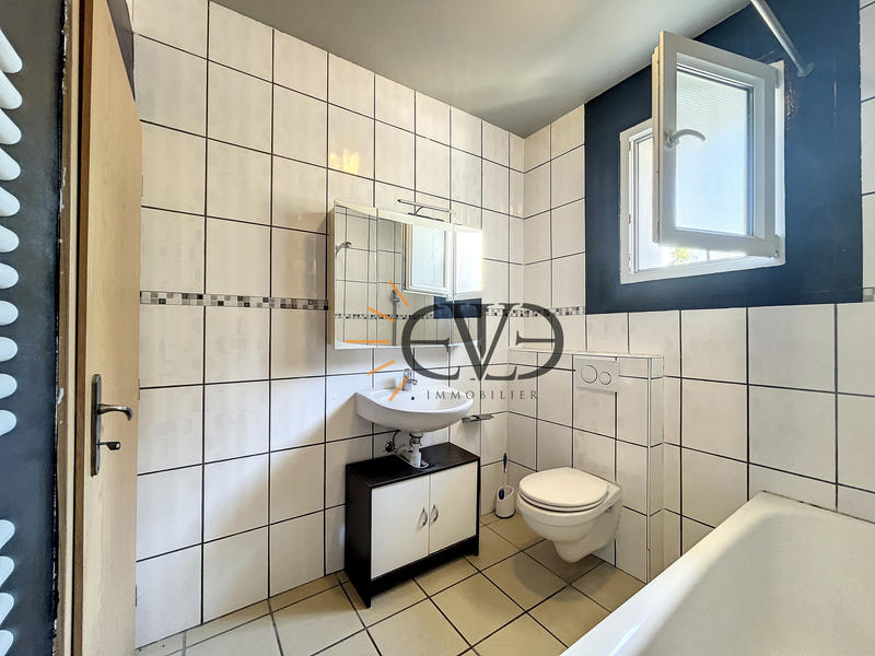 Maison - 91 m² - 6 pièces