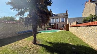 Maison - 130 m² - 6 pièces