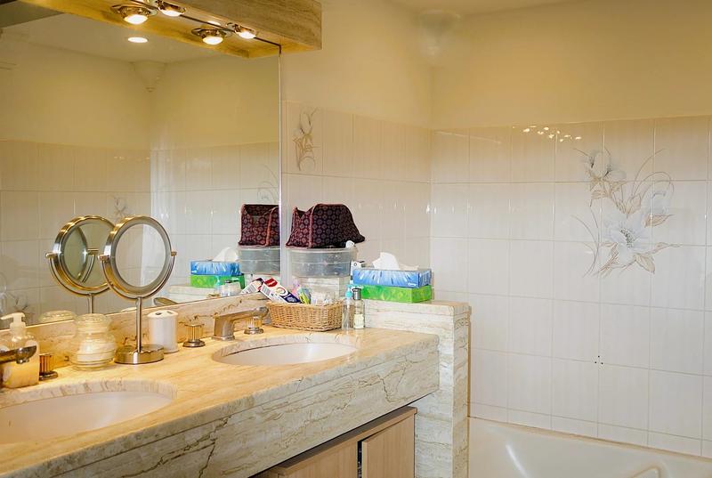 Mas - 417 m² - 7 pièces