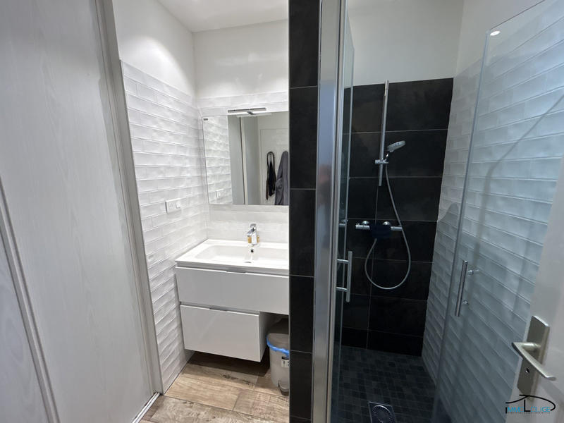 Maison traditionnelle - 172 m² - 6 pièces