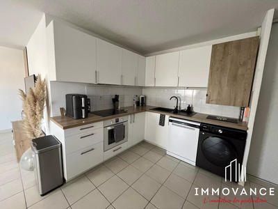 Appartement - 65 m² - 3 pièces