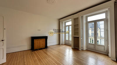 Appartement - 190 m² - 7 pièces