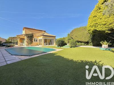 Maison - 123 m² - 6 pièces