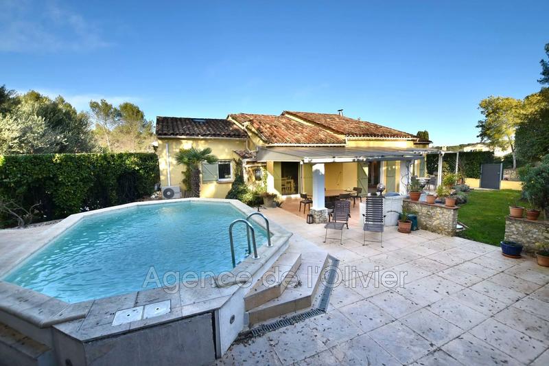 Maison - 177 m² - 5 pièces