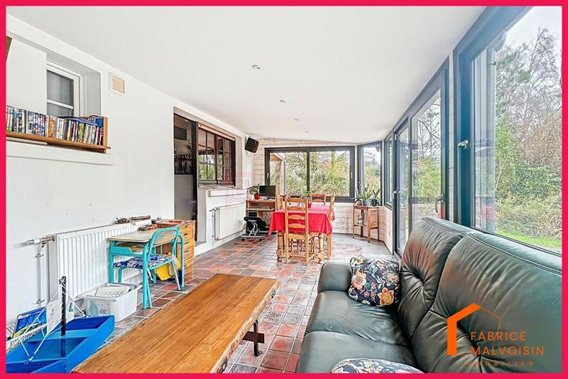 Maison - 232 m² - 8 pièces