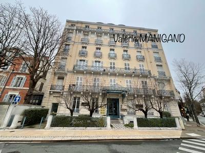 Bureau - 400 m² - 4 pièces