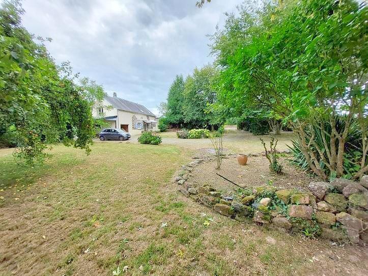 Maison - 102 m² - 4 pièces