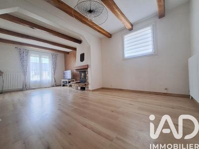 Maison - 104 m² - 5 pièces