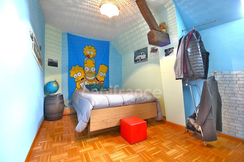 Maison - 140 m² - 5 pièces