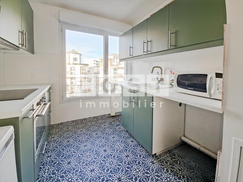 Appartement - 84 m² - 4 pièces