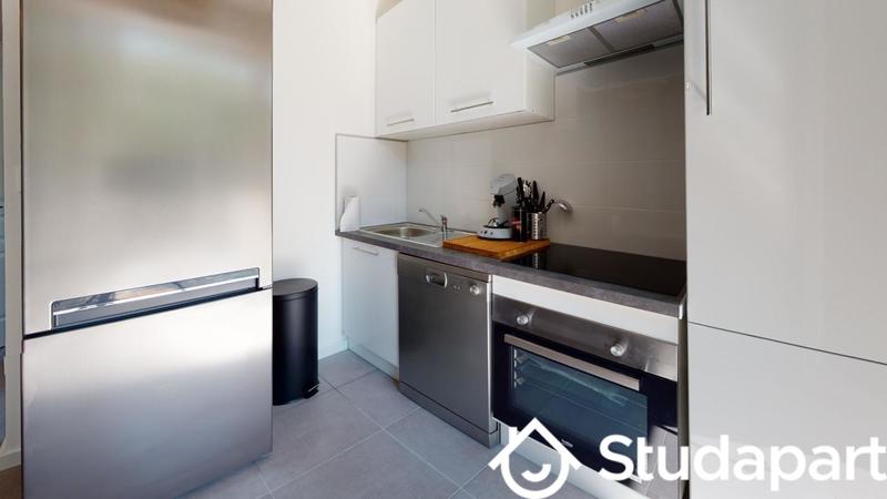 Chambre - 11 m² - 1 pièce