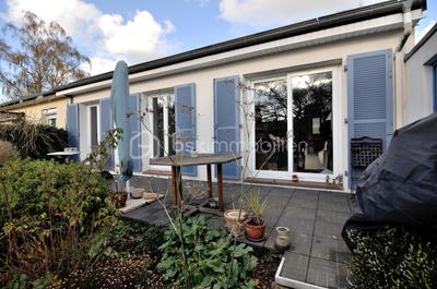 Pavillon - 80 m² - 4 pièces