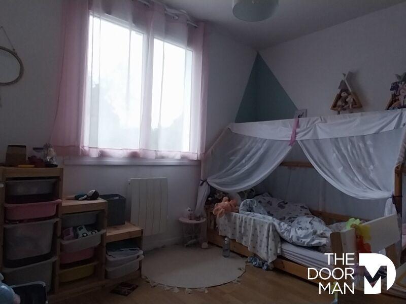 Maison - 92 m² - 5 pièces