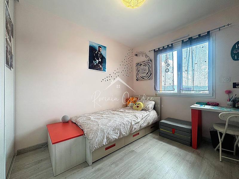 Maison - 92 m² - 4 pièces