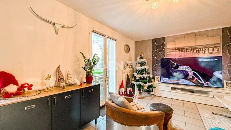 Maison - 104 m² - 4 pièces