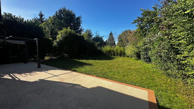 Maison - 167 m² - 8 pièces