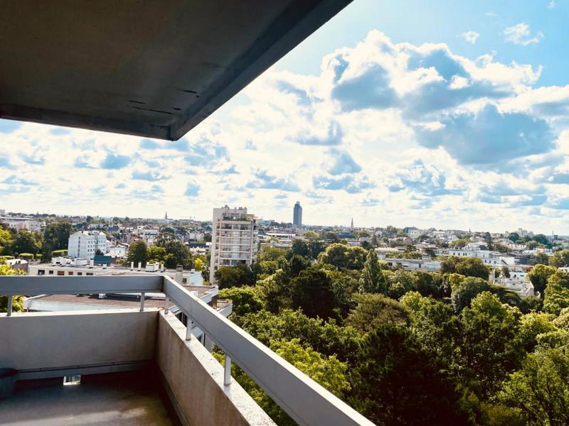 Appartement - 93 m² - 4 pièces