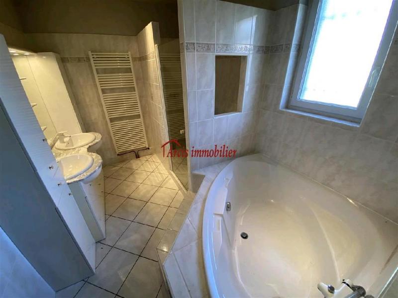 Maison - 158 m² - 7 pièces