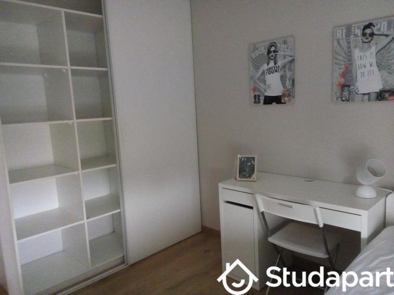 Chambre - 14 m² - 1 pièce