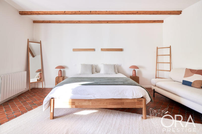 Maison ancienne - 228 m² - 6 pièces