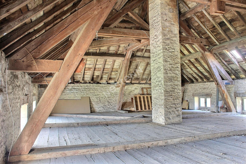 Immeuble - 9 pièces