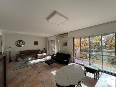 Appartement - 128 m² - 5 pièces