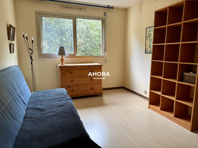 Appartement - 85 m² - 3 pièces