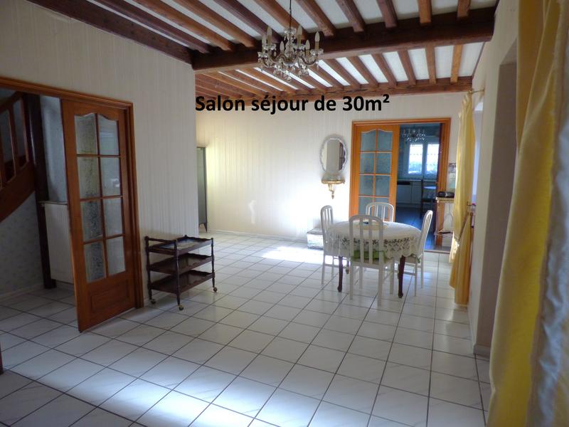 Maison - 104 m² - 4 pièces