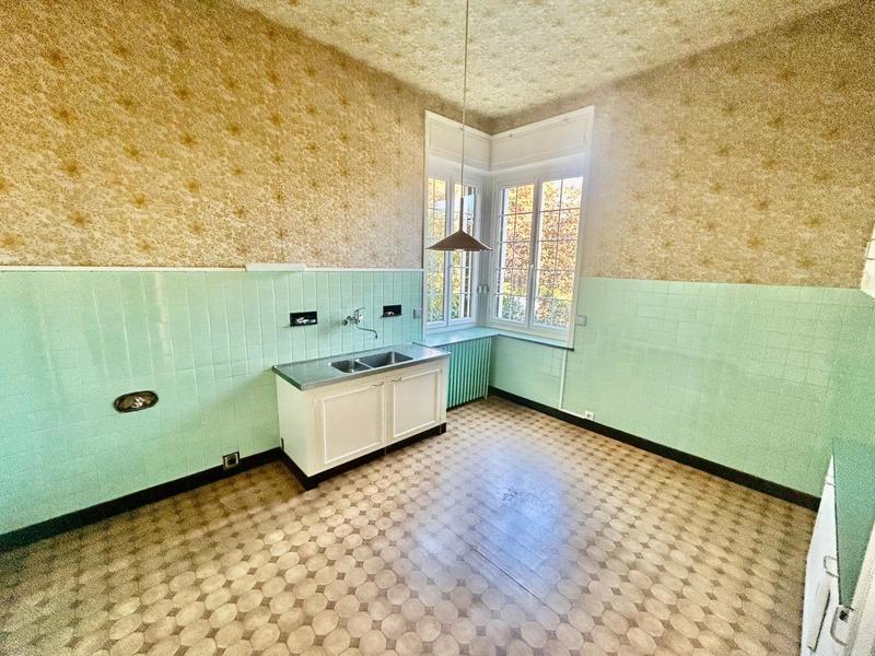 Maison - 148 m² - 7 pièces