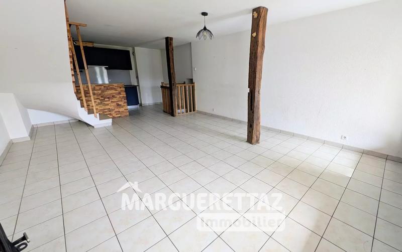 Appartement - 101 m² - 5 pièces