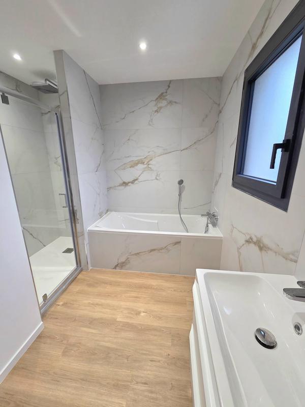 Maison contemporaine - 135 m² - 6 pièces