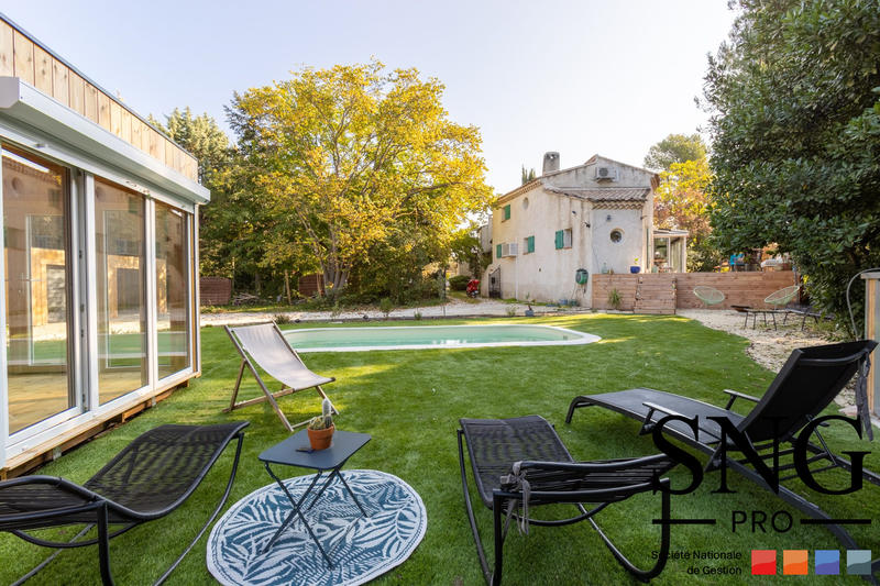 Maison - 146 m² - 8 pièces