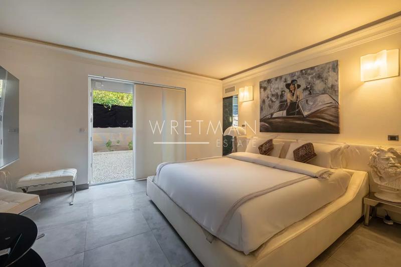 Maison - 200 m² - 6 pièces