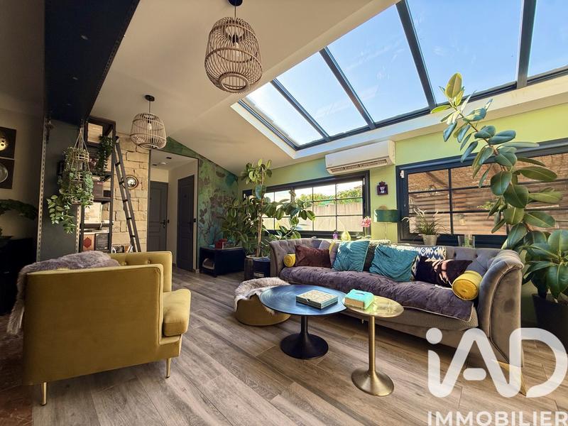 Maison - 212 m² - 7 pièces