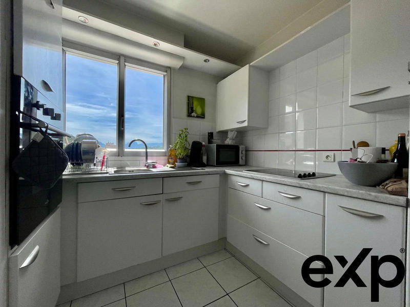 Appartement - 61 m² - 2 pièces