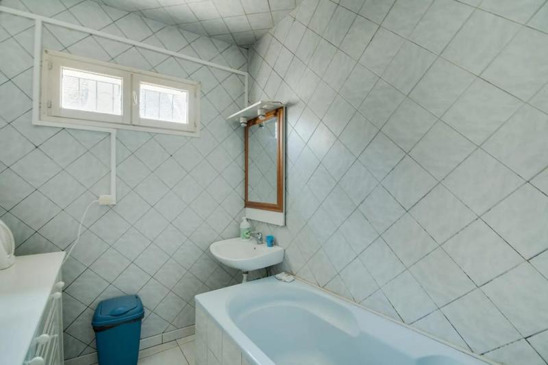 Maison - 170 m² - 8 pièces