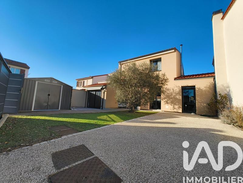 Maison de village - 119 m² - 5 pièces