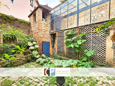 Appartement - 190 m² - 7 pièces