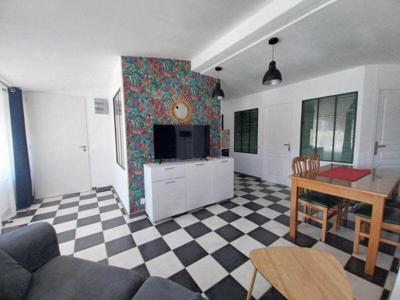 Immeuble - 2 100 m²