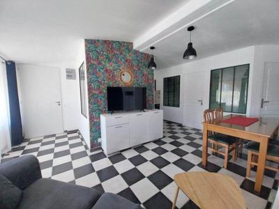 Immeuble - 2 100 m²