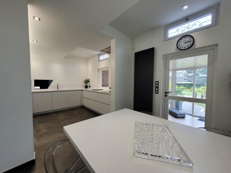 Maison - 206 m² - 7 pièces