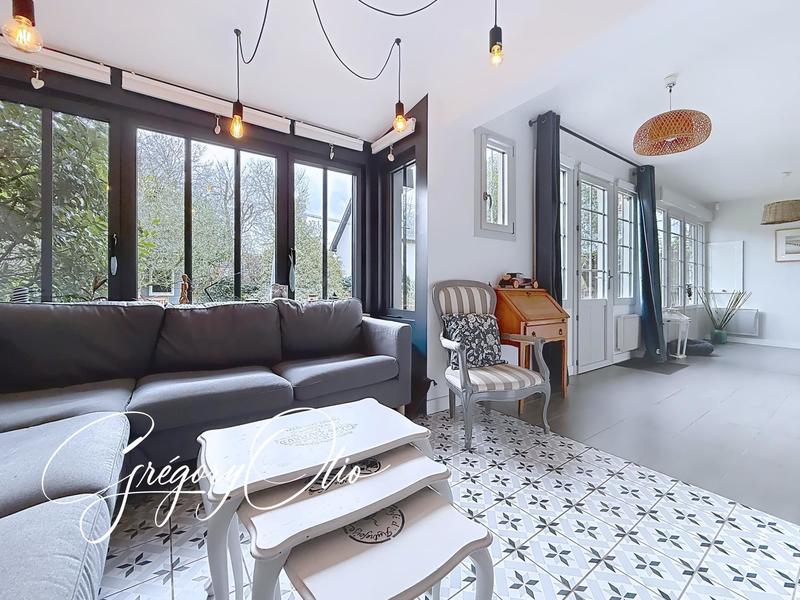 Maison - 91 m² - 5 pièces