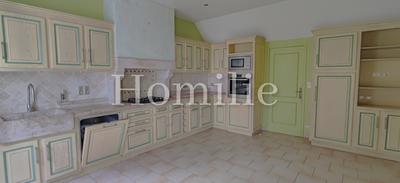 Maison - 203 m² - 8 pièces